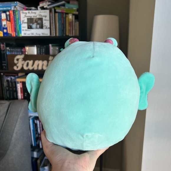 Reina the blue butterfly squishmallow NWOT 8in - Picture 3 of 4